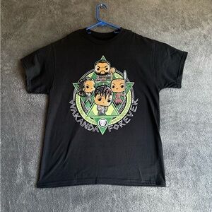 POP WAKANDA FOREVER (BLACK PANTHER) UNISEX BLACK SHORT SLEEVE T-SHIRT SZ LARGE